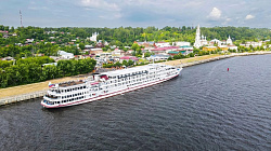 Фрахт скоростных речных судов